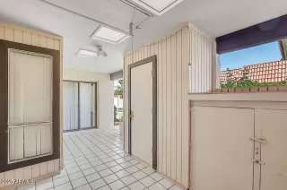 Photo #3: 6879469 Listing