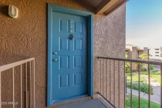 Photo #1: 6879577 Listing 