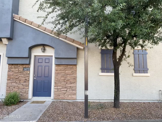 MLS: 6879580 Condo For Sale