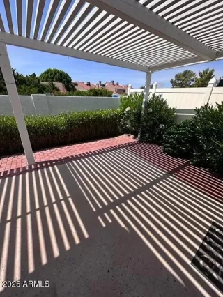 Photo #3: 6879600 Listing