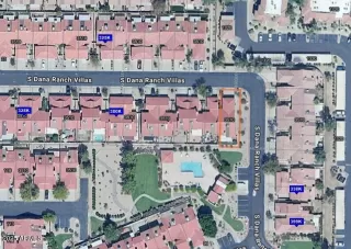 Photo #5: 6879600 Listing