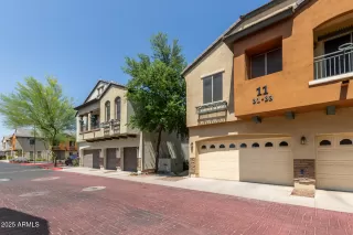 Photo #1: 6879633 Listing 