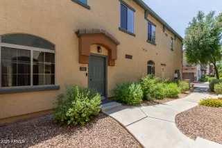 Photo #3: 6879633 Listing 