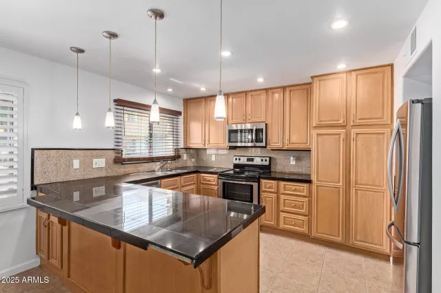 MLS: 6879678 Condo For Sale