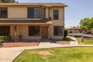 Photo #5: 6879689 Listing 