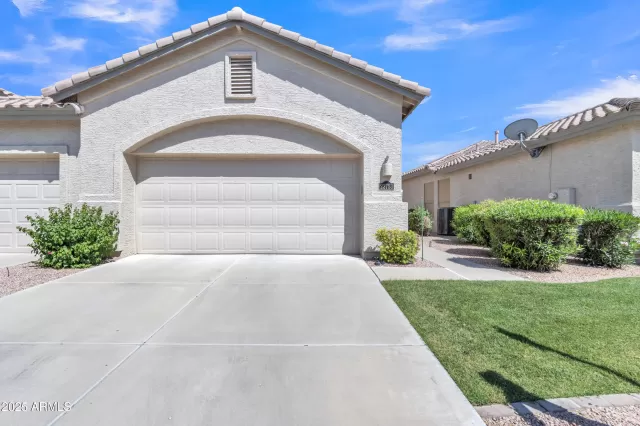 MLS: 6879735 Condo For Sale