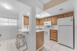 Photo #3: 6879797 Listing 