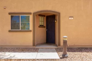 Photo #3: 6879798 Listing 