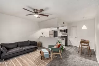 Photo #3: 6880039 Listing 