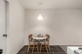 Photo #4: 6880039 Listing 