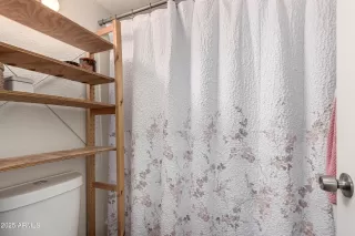 Photo #6: 6880039 Listing 