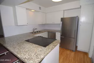 Photo #3: 6880436 Listing 