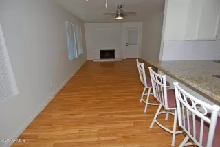 Photo #5: 6880436 Listing 