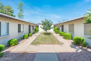 Photo #2: 6880497 Listing