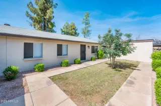 Photo #3: 6880497 Listing