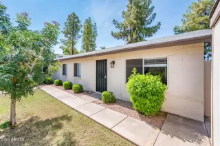 Photo #4: 6880497 Listing