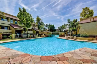 Photo #1: 6880565 Listing