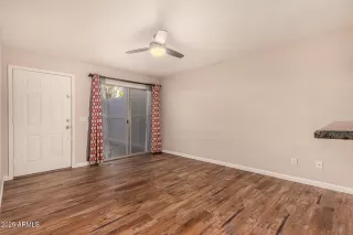 Photo #6: 6880565 Listing