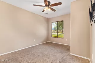 Photo #6: 6880603 Listing 