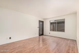 Photo #2: 6880925 Listing 