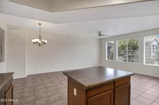 Photo #5: 6881012 Listing 