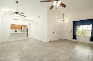 Photo #4: 6881304 Listing 