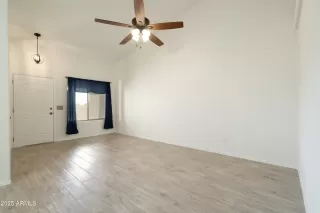 Photo #6: 6881304 Listing 