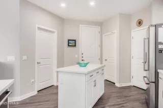 Photo #3: 6881493 Listing