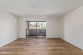 Photo #2: 6881530 Listing 