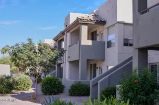 Photo #2: 6881773 Listing 