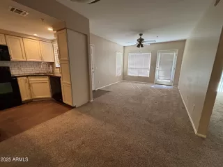 Photo #5: 6881773 Listing 