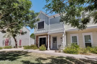 Photo #1: 6881959 Listing