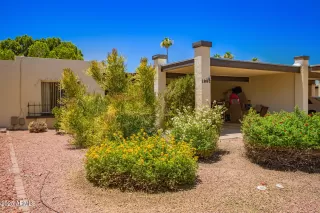 Photo #2: 6881975 Listing