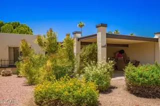 Photo #3: 6881975 Listing