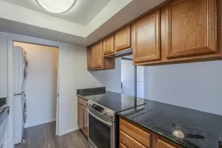 Photo #4: 6882011 Listing 