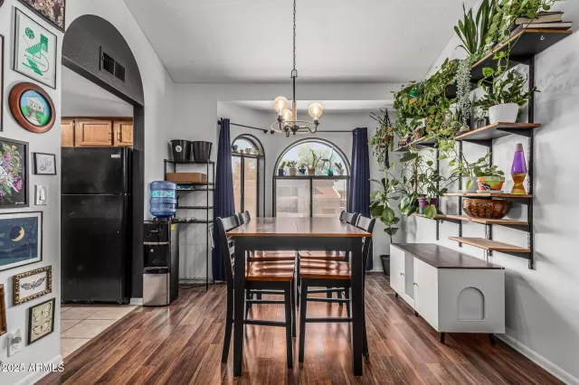 MLS: 6882179 Condo For Sale