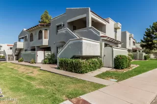 Photo #1: 6882179 Listing