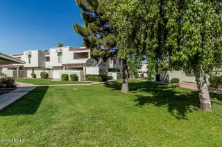 Photo #3: 6882179 Listing