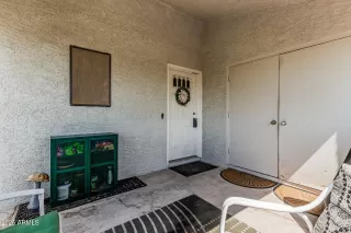 Photo #4: 6882179 Listing