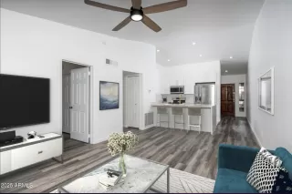 Photo #1: 6882221 Listing