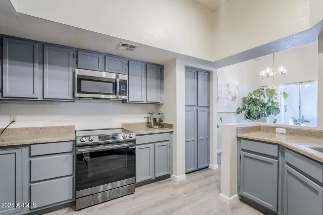 MLS: 6882237 Condo For Sale