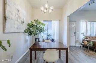 Photo #2: 6882237 Listing 