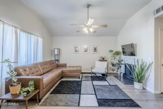 Photo #4: 6882237 Listing 