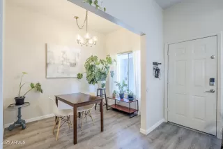 Photo #6: 6882237 Listing 