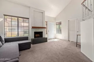 Photo #1: 6882324 Listing