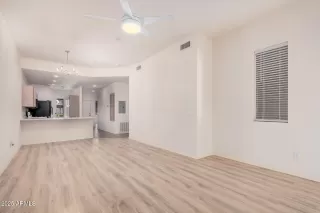 Photo #6: 6882365 Listing 