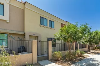 Photo #1: 6882552 Listing 