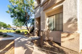 Photo #1: 6882698 Listing