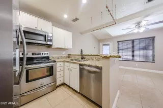 Photo #1: 6882780 Listing 