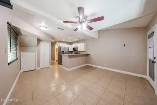 Photo #6: 6882780 Listing 